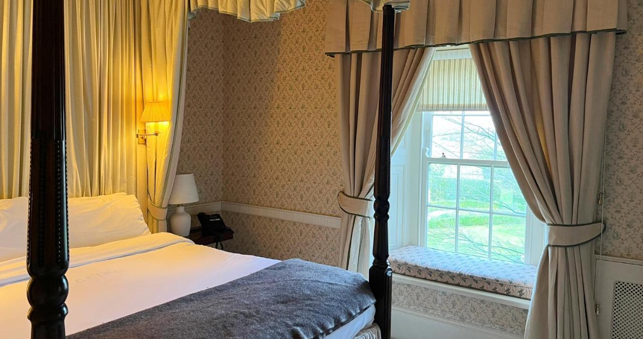 Cliff At Lyons Hotel Celbridge Bagian luar foto